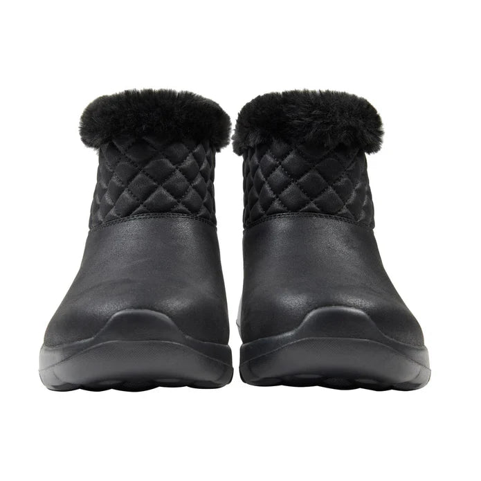 Skechers Go Walk Joy Chugga Boot